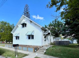 422 W Elm St, Hartford City, IN 47348