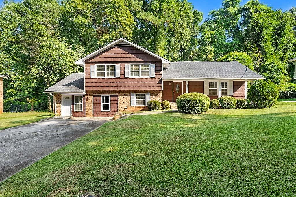 4 bed, 3.0 bath, 1746 sqft, $1,850 — Photo 1