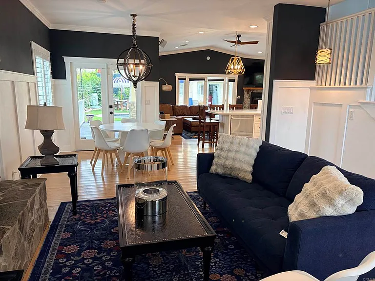 4620 Narragansett Ave — Photo 38