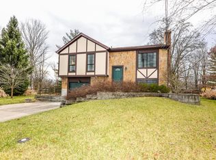 7955 Autumnwind Dr, Cincinnati, OH 45249