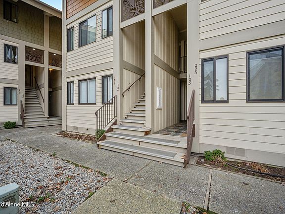 4th image of 301 Iberian Way APT 223
