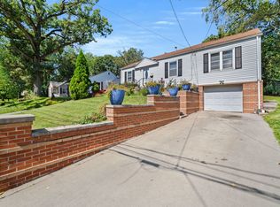 3023 Seneca Ave, Des Moines, IA 50310