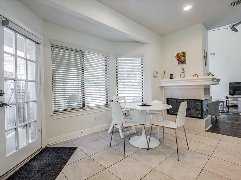 14202 Scarborough Fair St — Photo 23
