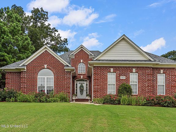 2nd image of 10078 Cypress Lake Dr N