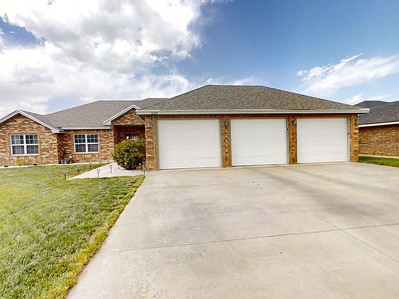 4th image of 1229 Oakwood Cir