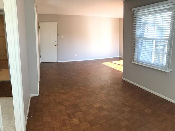 3rd image of 7220 W Park Ave APT F