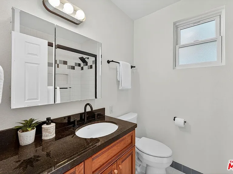1515 Rendall Pl — Photo 20