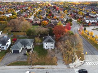 399 The Queensway St S, Georgina, ON L4P 2C6