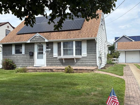 22 Moore Dr