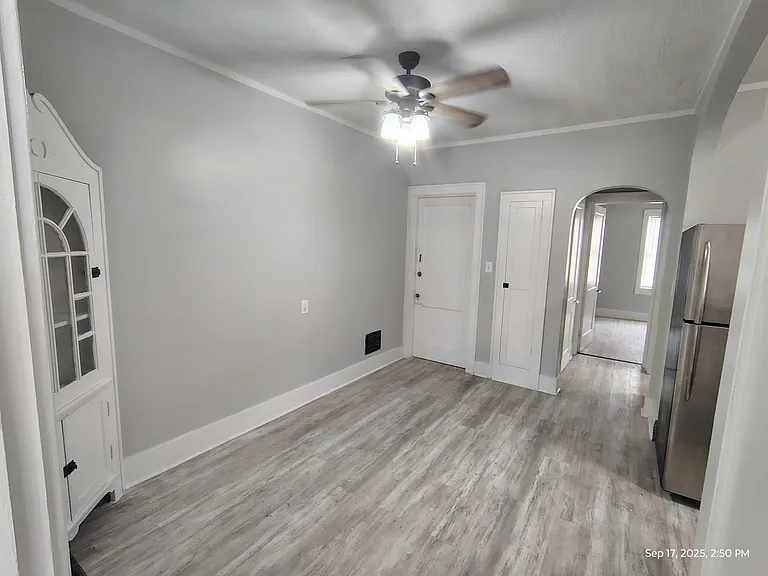 1843 Roanoke Ave #3 — Photo 9