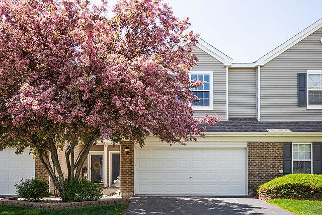 1st image of 203 Parkside Dr
