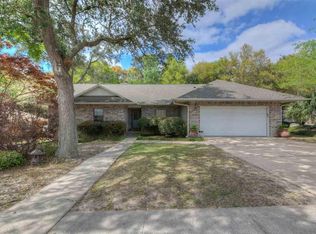 2321 Inverness Dr, Pensacola, FL 32503