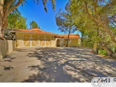 6030 Colodny Dr, Agoura Hills, CA, 91301