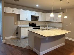 535 Woodbine Ave, Dallas, TX 75203