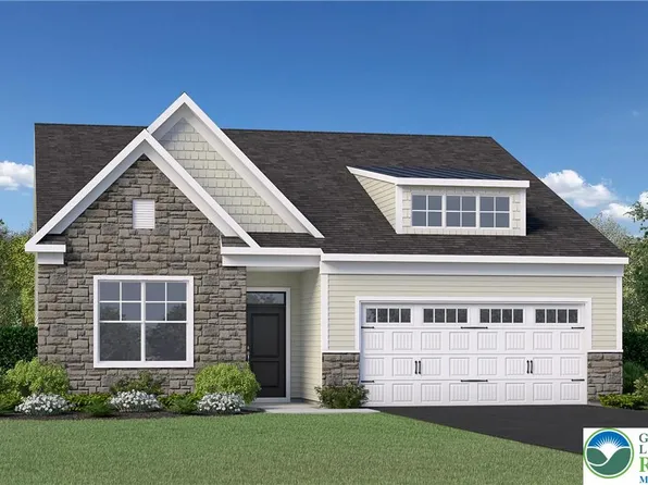 3 Grantarthur Liberty Ct, Whitehall, PA 18052