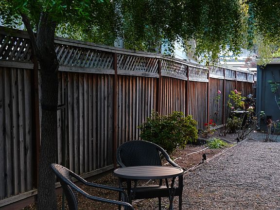 3rd image of 217 Tait Ave APT 1