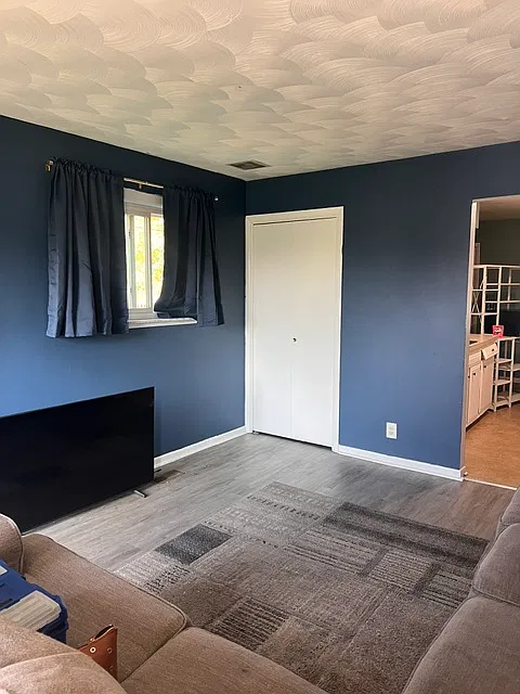 2 bed, 900 sqft, $1,200 — Photo 4