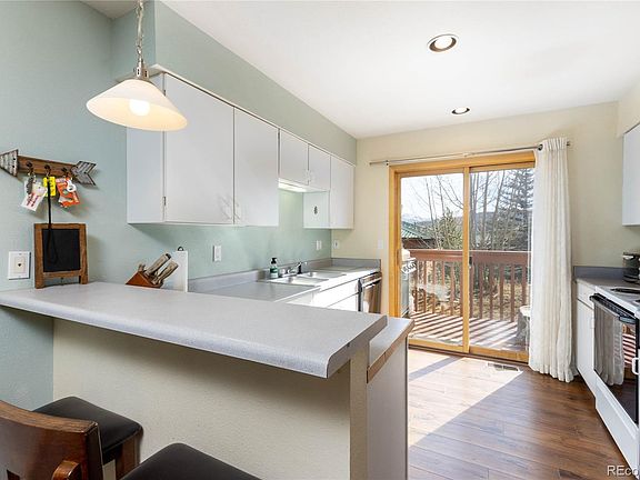 3rd image of 735 Lagoon Drive #D