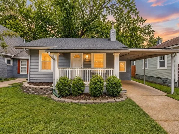 7637 Jefferson St, Kansas City, MO 64114