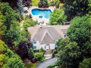 10 Hemlock Hls, Chappaqua, NY 10514