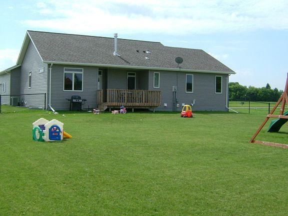 4th image of 835 Greenway Blvd SE