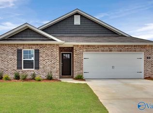 160 Keller Dr, Hazel Green, AL 35750