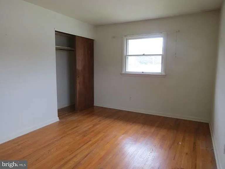 3539 Logan St — Photo 8