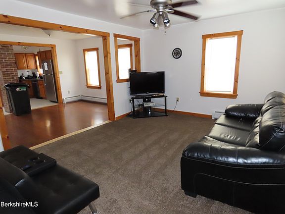 5th image of 460 Union St