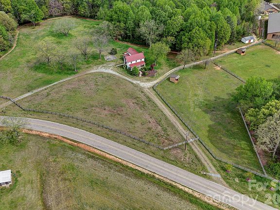 5th image of 10340 Unity Church Rd
