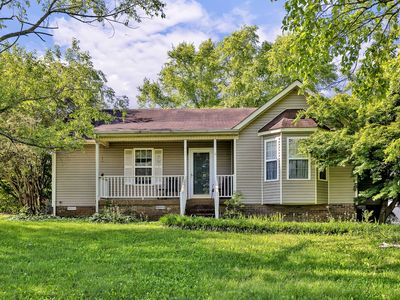 1465 Bridle Ln, Chapel Hill, TN, 37034