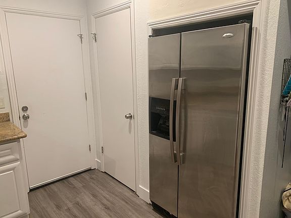 5th image of 3826 Oxford St