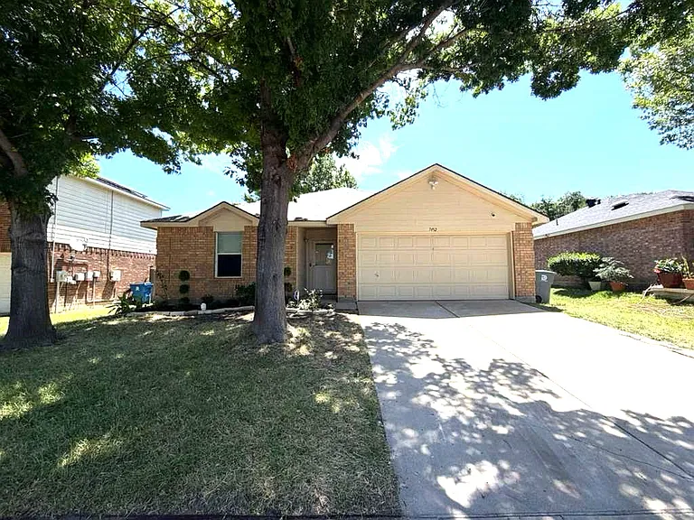 7452 Concordia Ln — Photo 3