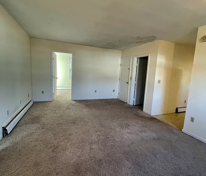 8 Academy St #2 — Photo 2