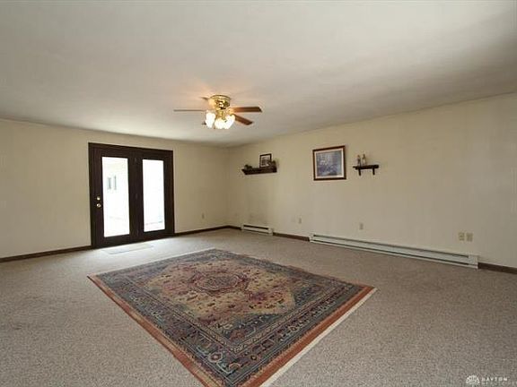 2nd image of 12 Osage Ct