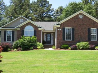 165 Presnell Ct, Whispering Pines, NC 28327