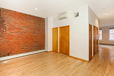 Rented by Sapo Group