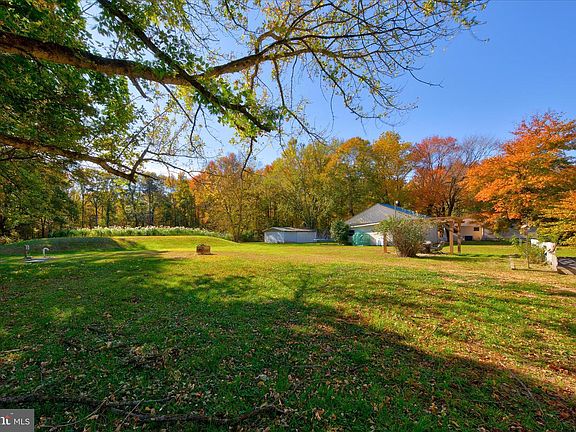 4th image of 2530 Firetower Rd