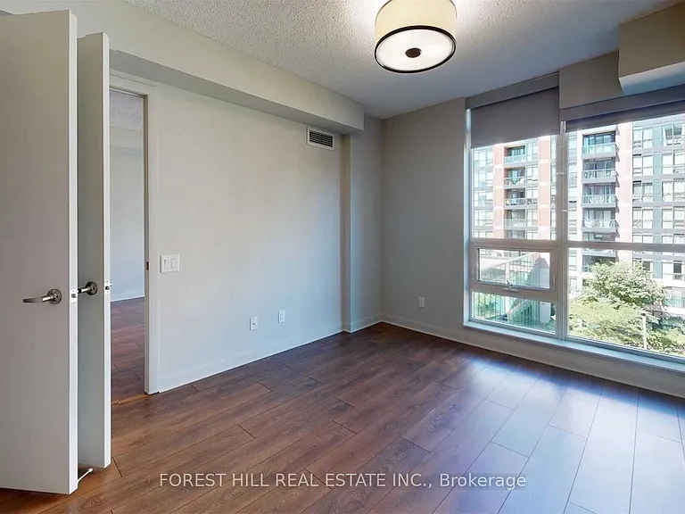 525 Wilson Ave #506 — Photo 6