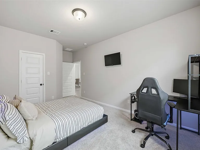 2808 Bisbee Rd — Photo 12
