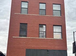 2000 W Superior St #2-F, Chicago, IL 60612