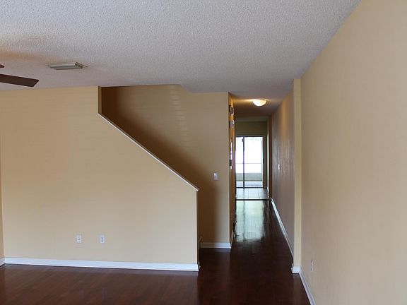5th image of 2211 Fluorshire Dr