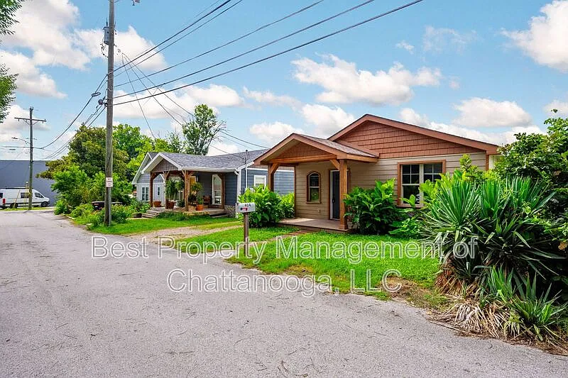2 bed, 2.5 bath, $1,895 — Photo 4