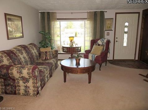 5th image of 1742 Sunview Dr