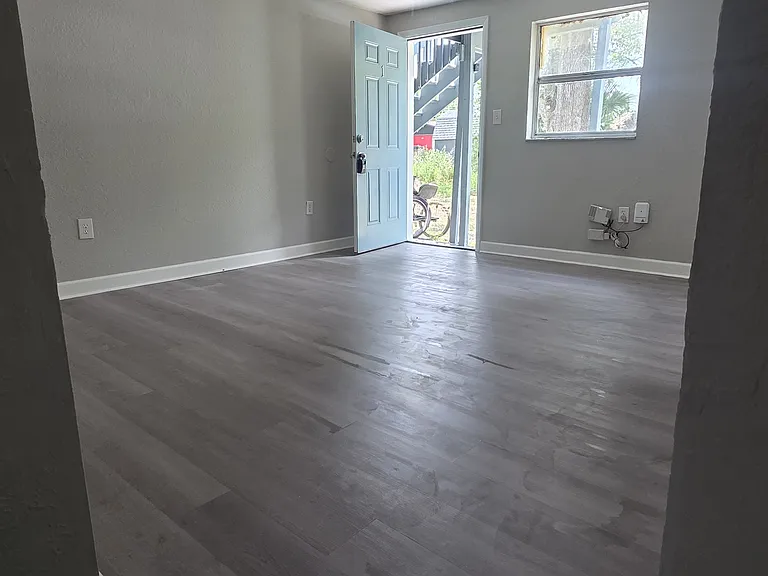 101 S Forest St #1 — Photo 1