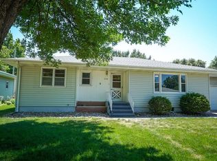 209 E 21st St, Grand Island, NE 68801