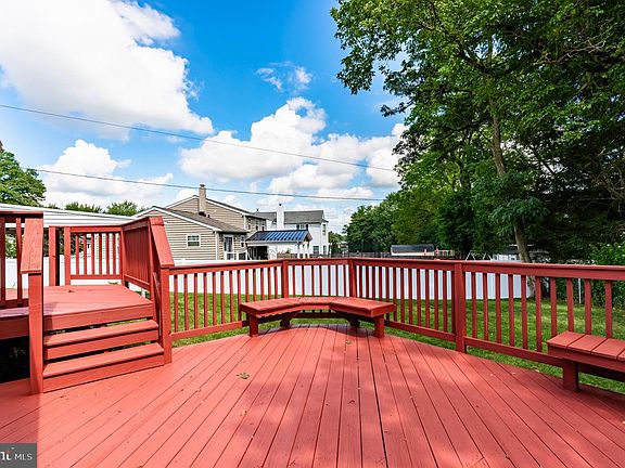 3rd image of 1801 Willow Ave #13