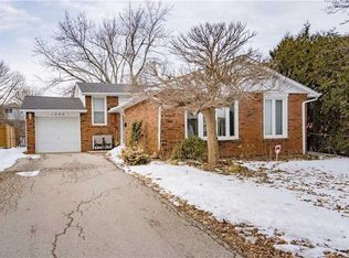1286 Landfair Cres, Oakville, ON L6H2N3