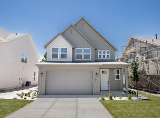1062 W Linden Ln #37, Woods Cross, UT 84087
