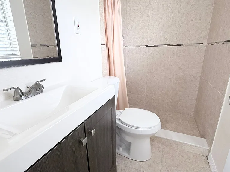 3211 San Pedro Ln — Photo 13