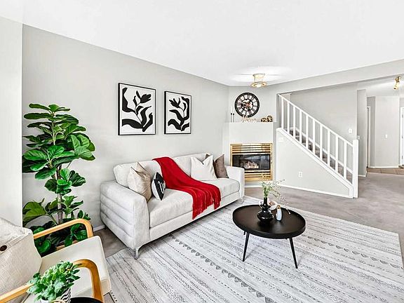 5th image of 388 SE Sandarac Dr NW #76